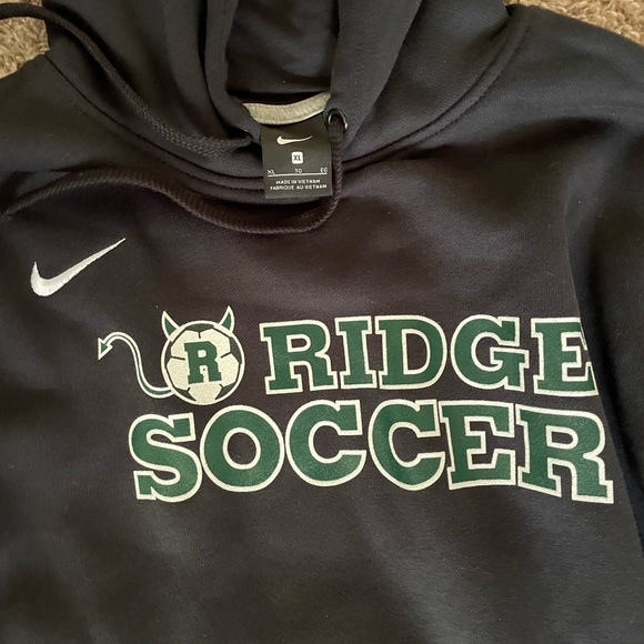 Nike Ridge Soccer Hoodie NWOT Size XL - Picture 2 of 3
